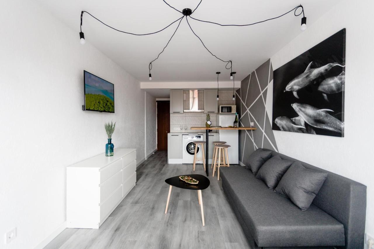 Modern Studio With See And City View Бенидорм Екстериор снимка