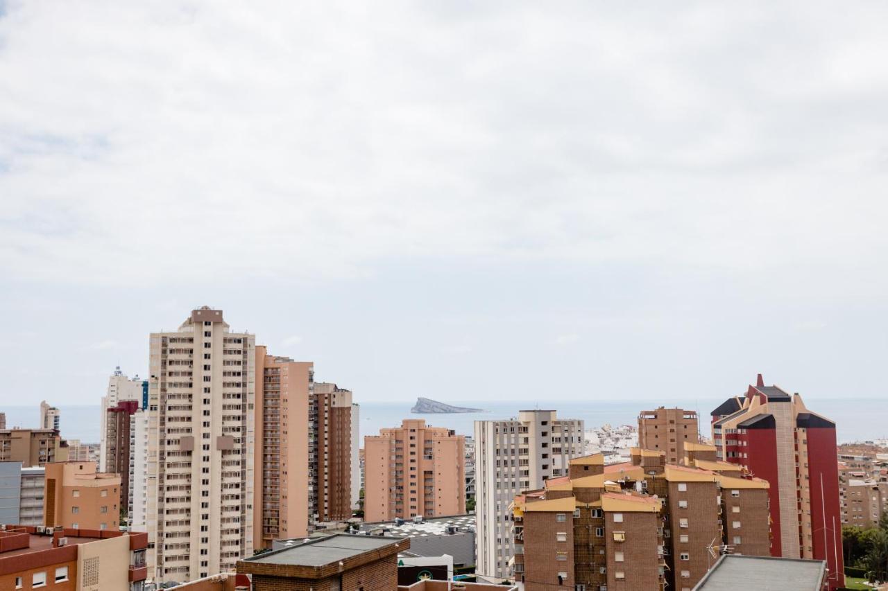 Modern Studio With See And City View Бенидорм Екстериор снимка