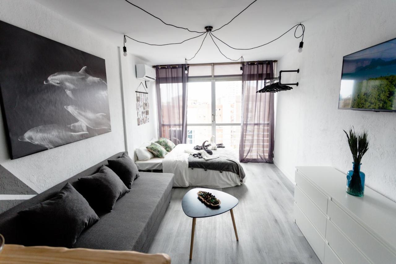 Modern Studio With See And City View Бенидорм Екстериор снимка