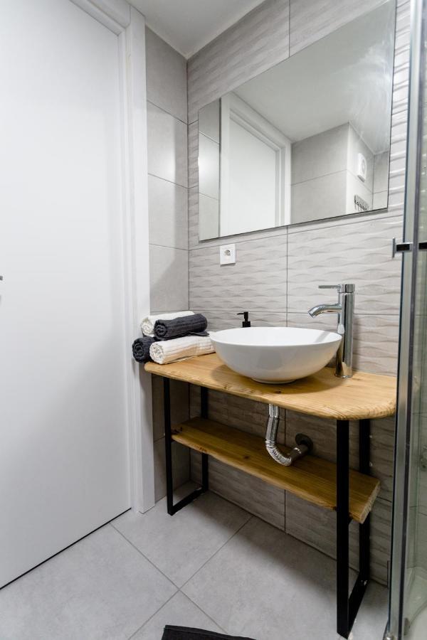 Modern Studio With See And City View Бенидорм Екстериор снимка